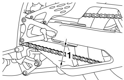 YAMAHA YZF-R1 - Contrôle de la tension de la chaîne de transmission - 1
