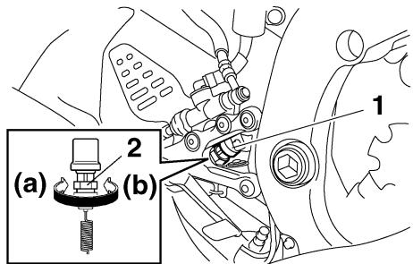 YAMAHA YZF-R6-2009 - Réglage du contacteur de feu stop sur frein arrêté - 1