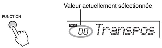 YAMAHA EZ-220 - Transposition de la hauteur de ton par demi-tons - 1