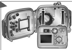 NIKON CAISSON ETANCHE WP-CP1-JUSQU-A 40 M DE PROFONDEUR - Stage 2 introduire l'appareil photo dans le caisson - 3