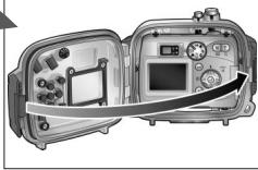 NIKON CAISSON ETANCHE WP-CP1-JUSQU-A 40 M DE PROFONDEUR - Stage 2 introduire l'appareil photo dans le caisson - 6