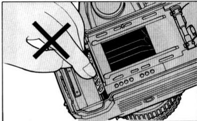 NIKON F-801S - COMPATIBILITE D'ACCESSOIRES - 8