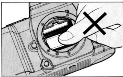 NIKON F-801S - COMPATIBILITE D'ACCESSOIRES - 6