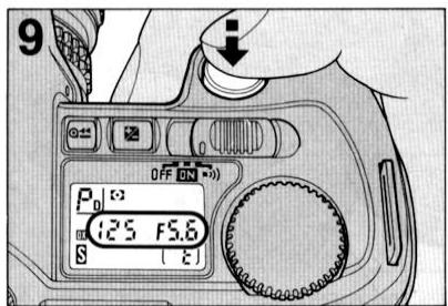 NIKON F-801S - CONTROLE DE TENSION DES PILES - 2