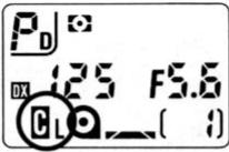 NIKON F-801S - Suivi automatique de mise au point - 2