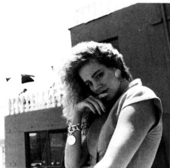 NIKON F-801S - Eclairage frontal du sujet sur un fond nombre - 3