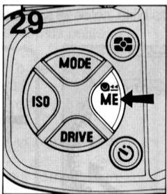 NIKON F-801S - REBOBINAGE DU FILM - 2