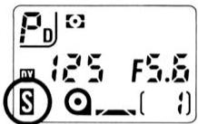 NIKON F-801S - MODE D'ENTRAINEMENT DU FILM - 1