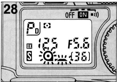 NIKON F-801S - REBOBINAGE DU FILM - 1