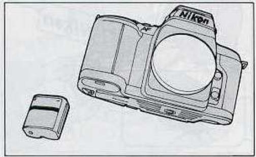 NIKON F601 - A PROPOS des PILES - 1