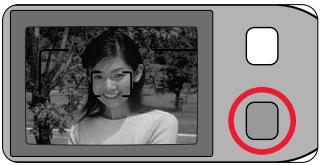 NIKON LITE TOUCH ZOOM 100ED-QD - Center the autofocus frame mark on the main subject. - 1