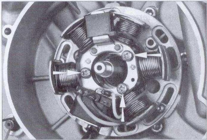 PEUGEOT XP6 SUPERMOTARD - DEPOSE DU VOLANT MAGNETIQUE - 3