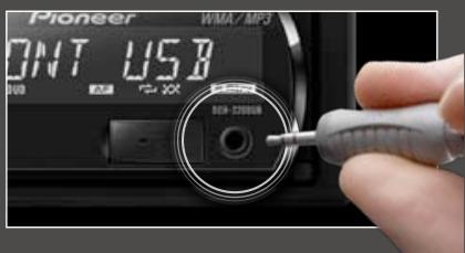 PIONEER TS-E130CI - ENTREE AUXILIAIRE EN FAÇADE - 1