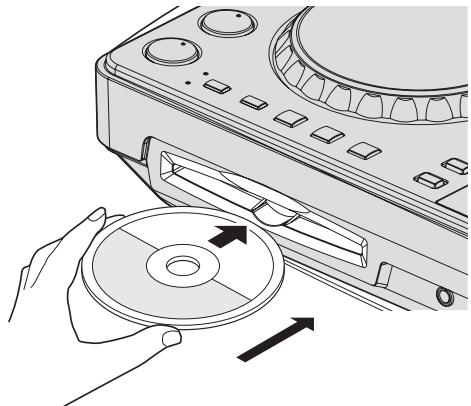 PIONEER XDJ-R1 - Insérez le disque horizontalement dans la fente d'insertion de disque, face imprimée du disque orientée vers le haut. - 1