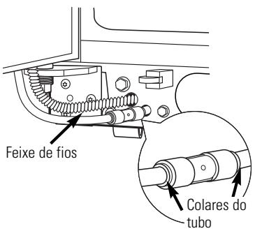 DE DIETRICH DRU103XE1 - Abra o fornecimento de água e insira a ficha do frigorífico novamente na tomada. - 1