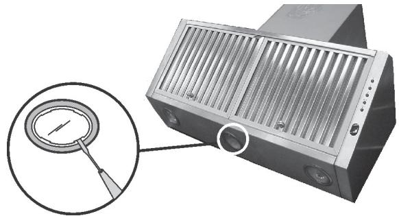 DE DIETRICH DHD694XE1 - -Het verwangen van de halogeenlampjes: - 1