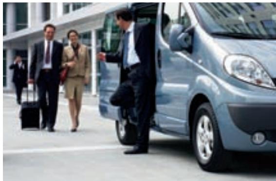 RENAULT TRAFIC - 2