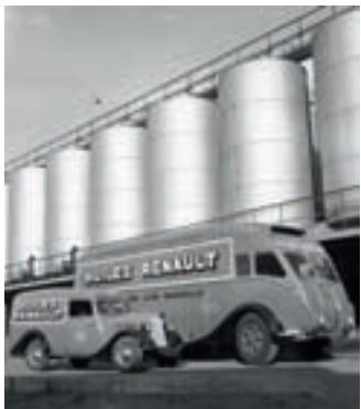 RENAULT TRAFIC - 1