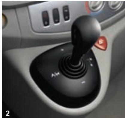RENAULT TRAFIC - dCi 150 - 3
