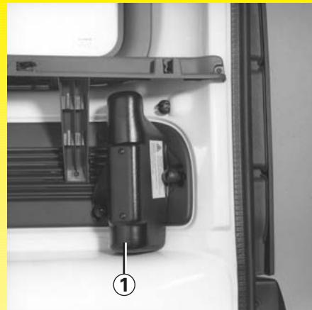 RENAULT KANGOO II PHASE I ELECTRIQUE - AÉROSOL RÉPARE PNEU - 1