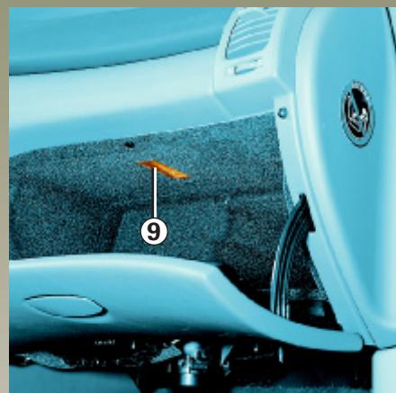 RENAULT LAGUNA 2 - Éclairage intérieur : remplacement des lampes (suite) - 2