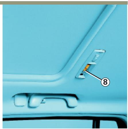 RENAULT LAGUNA 2 - Éclairage intérieur : remplacement des lampes (suite) - 1