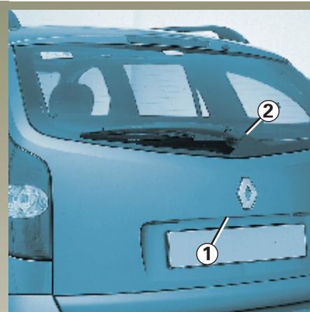 RENAULT LAGUNA 2 - Ouverture manuelle de l'intérieur - 1