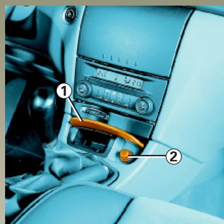 RENAULT LAGUNA 2 - Rangements / aménagements habitacle (suite) - 2