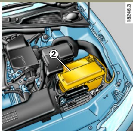RENAULT LAGUNA 2 - Réservoir lave-vitres / lave-projecteurs - 2