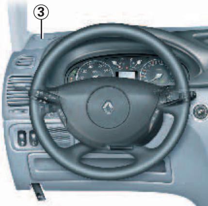 RENAULT LAGUNA 2 - Emplacement radio - 1