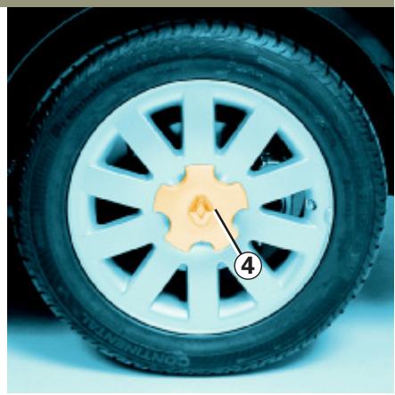 RENAULT LAGUNA 2 - Enjoliveur à l'exemple de l'enjoliveur 1 - 1