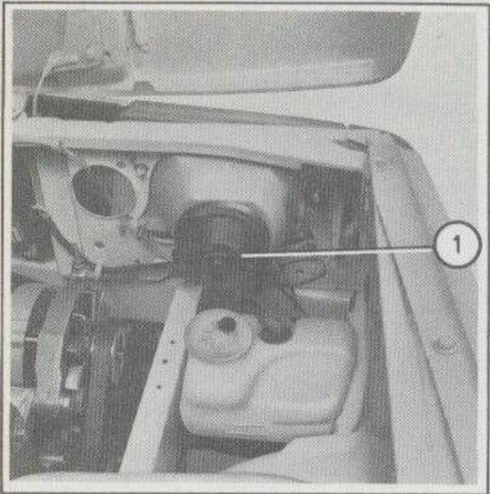RENAULT 11 - Petits incidents - 1