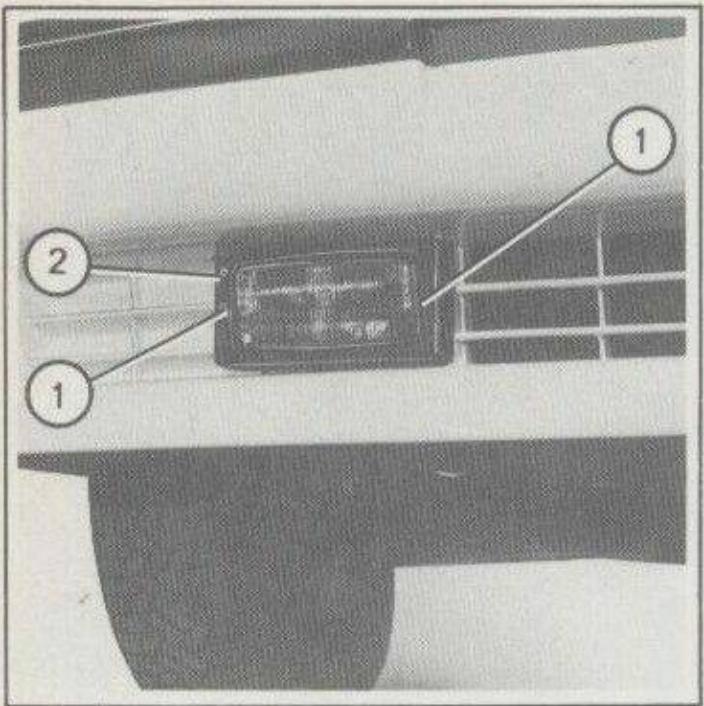 RENAULT 11 - Petits incidents - 1