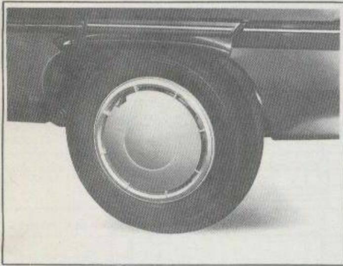 RENAULT 11 - Enjoliveurs - 1