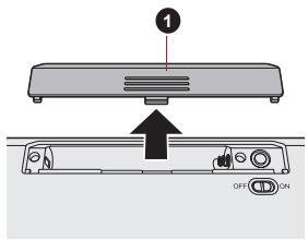 TOSHIBA QOSMIO DX730 - Installation des piles du clavier - 1