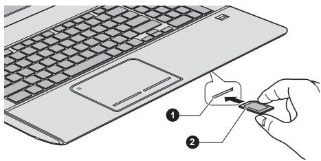 TOSHIBA QOSMIO X870 - Insertion d'une carte mémoire - 1
