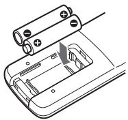 JVC RC-EX30B - Inserimento dellepile - 2