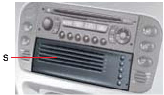 CITROEN C3 1 - SYSTEME AUDIO COMPACT DISQUE RDS AVEC CHANGEUR CD - 3