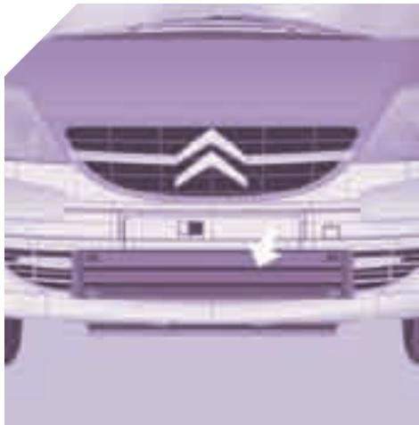 CITROEN C8 HDI EXCLUSIVE 2006 - Dépose et repose des barres de toit - 1