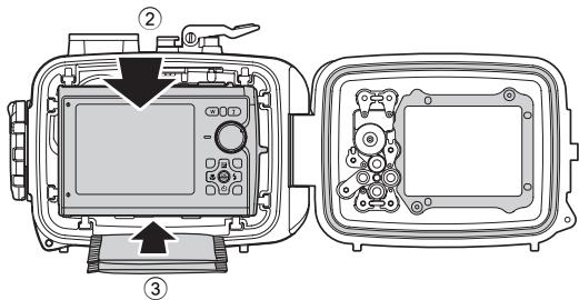 OLYMPUS PT-045 - Insérer l'appareil photo numérique - 1