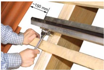 ELM LEBLANC CAPTEURS SOLAIRES FK260 - Tâche 1 - Fixation de la cornière support : - 2