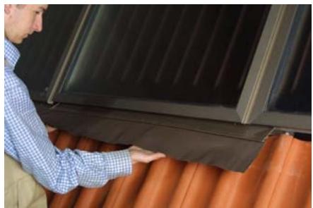 ELM LEBLANC CAPTEURS SOLAIRES FK260 - Tâche 5 - Fixation des tôles supérieures: - 8