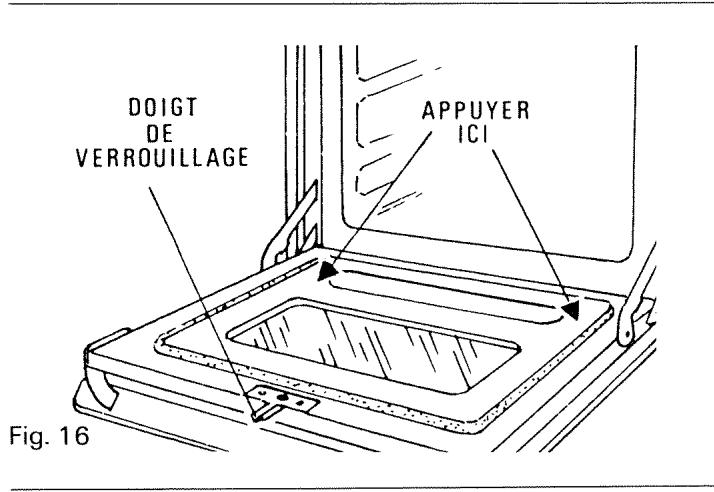VEDETTE F725 - A ce moment à seulement, REPLACER le sélecteur du four à la position 0. - 2