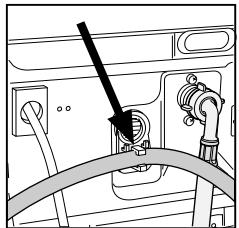 HOTPOINT AT 104 - Conexión del tubo de descarga - 2
