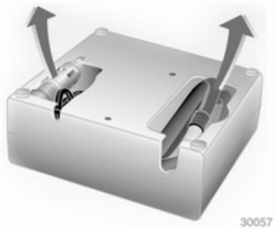 OPEL ZAFIRA 3 2013 - Attention - 2