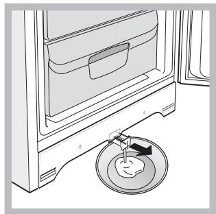 HOTPOINT EBM 17211 V D - Descongelar el compartmento congelador - 1