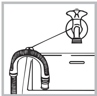 HOTPOINT RPD 965 DD EU - Tilkoling av utlpsslangen - 2