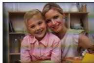 PANASONIC DMC TZ57 - Une strie ou un scintillage peut apparaître sous un éclairage tels qu'un éclairage fluorescent et un luminaire LED. - 1