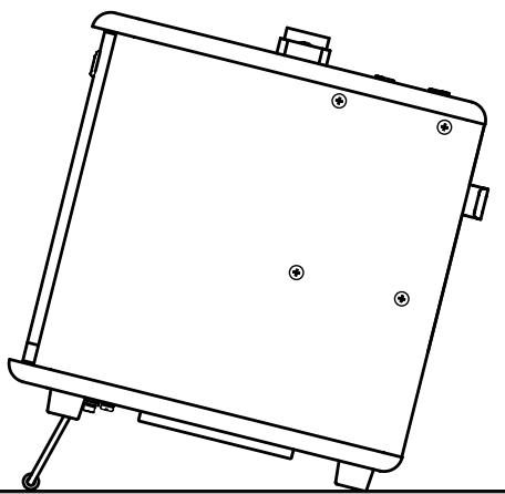 ROLAND AC-90 - Cómo utilizar el soporte plegable - 1