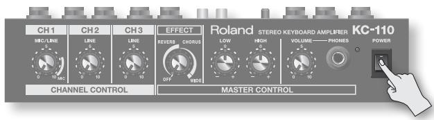 CH1 MID/LINE 0 10 20 CHANNEL CONTROL CH2 LINE 0 10 CHANNEL CONTROL EFFECT REVERS CHORUS OFF HIPS Roland STEREO KEYBOARD AMPLIFIER LOW HIGH VOLUME PWMES KC-110 POWER MASTER CONTROL
